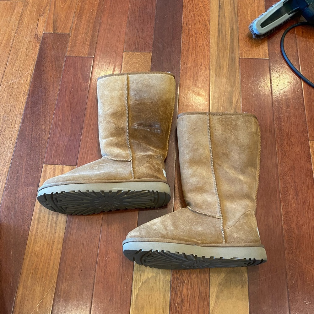UGG CLASSIC TALL II ANIMAL CHESTNUT BOOTS